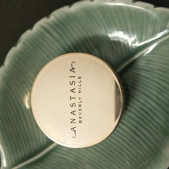 Anastasia Beverly Hills Other - Brow Styling Wax